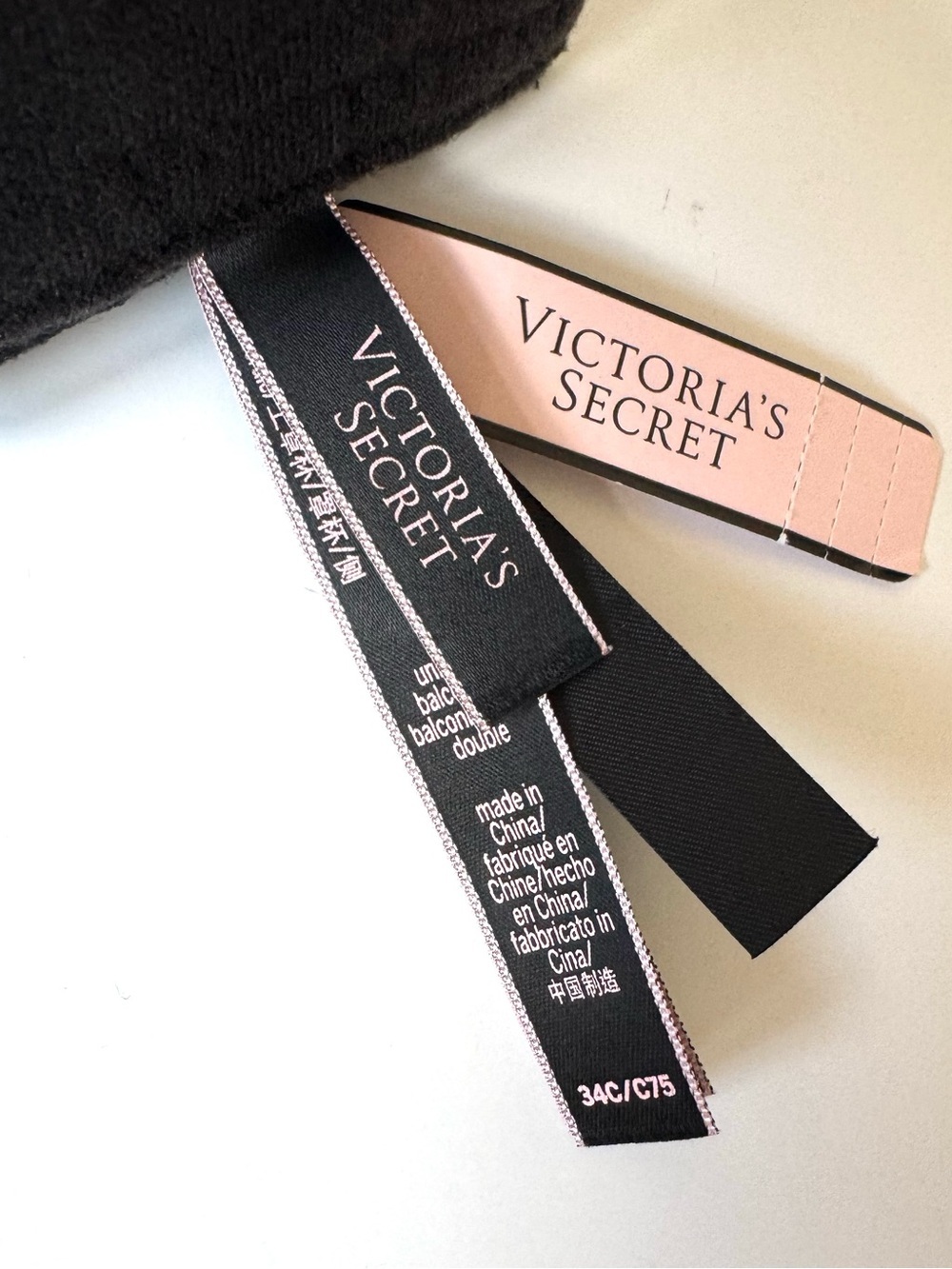Victoria’s Secret Unlined Strappy Black Bra 34C NWT - Picture 5 of 10